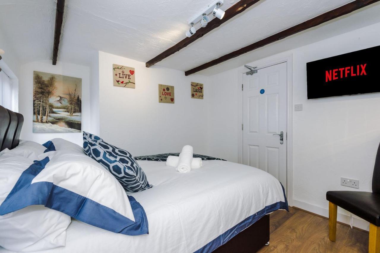 Sunshine Cottage By Happy Sunshine Stay Golborne المظهر الخارجي الصورة